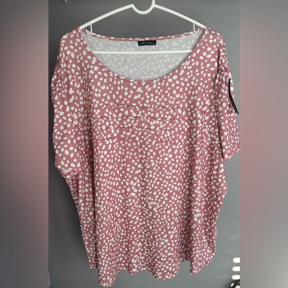OFEEFAN size 4X Pink and White Women's Short Sleeve Top
